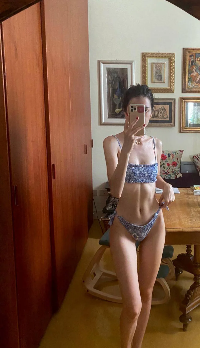 Roxy_Sara