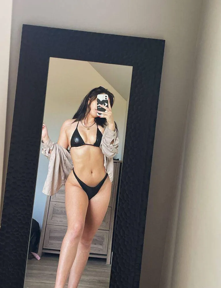 KristineDama63
